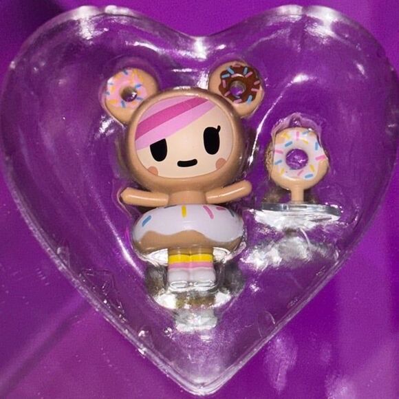 Jazwares: Donutella from tokidoki Mystery Pack Series 1 - Picture 1 of 3